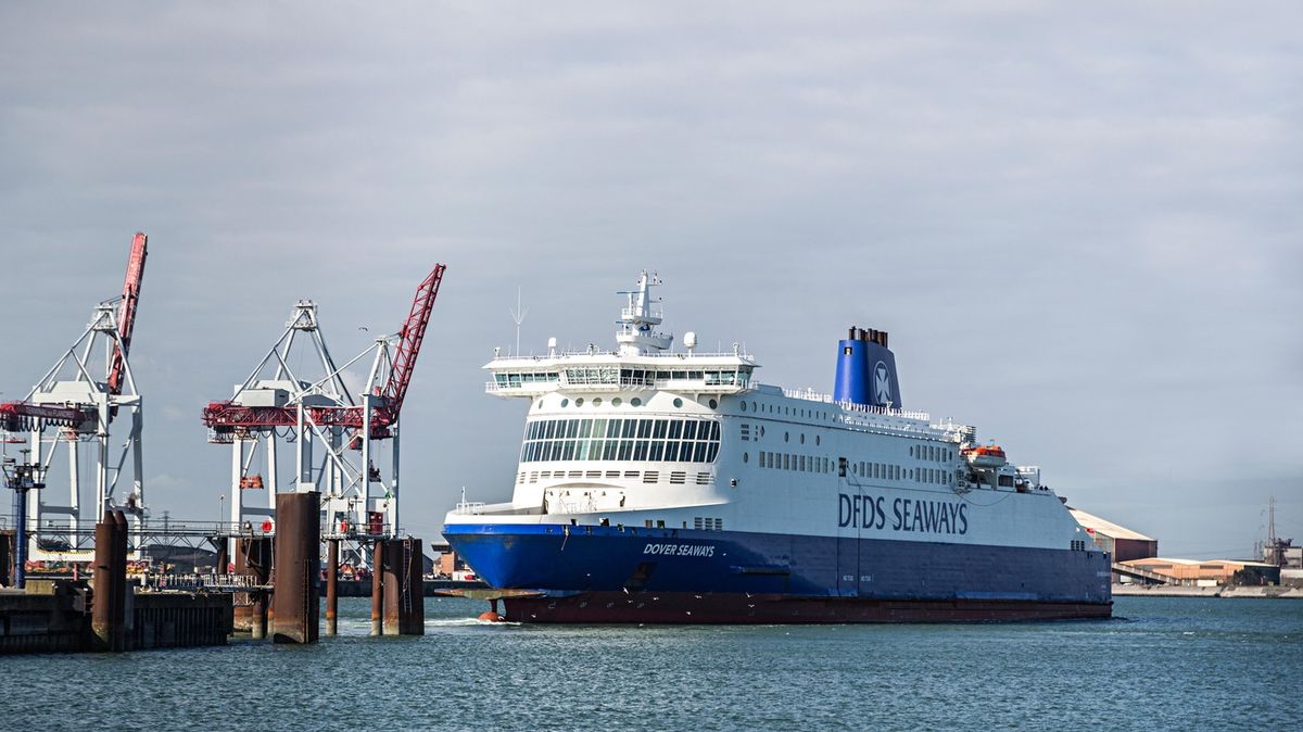 Na trajektu z Francie do Británie omylem pustili porno. Děti křičely hrůzou